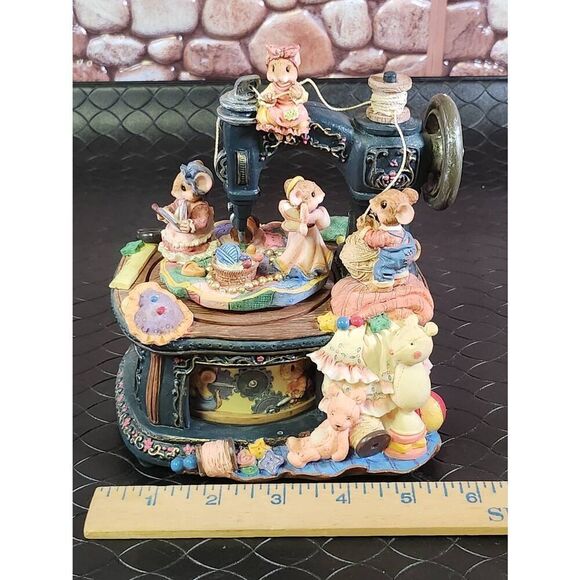 Music Box Sewing Machine Mice - Picture 10 of 10
